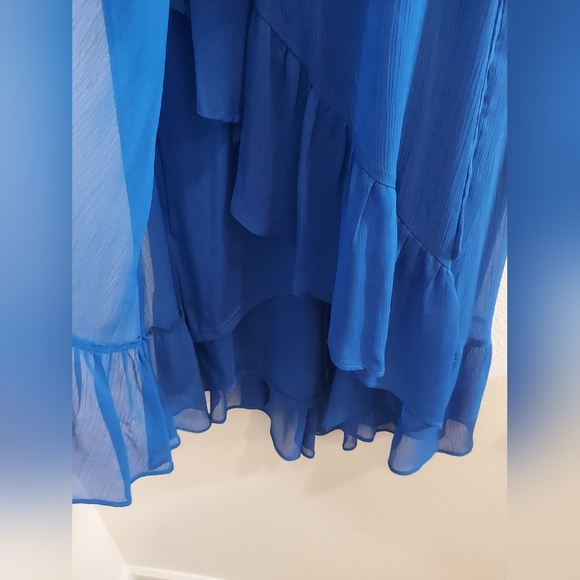 Calvin Klein Faux Wrap with Ruffles Short Sleeve Dress, Size 4 - Picture 7 of 13